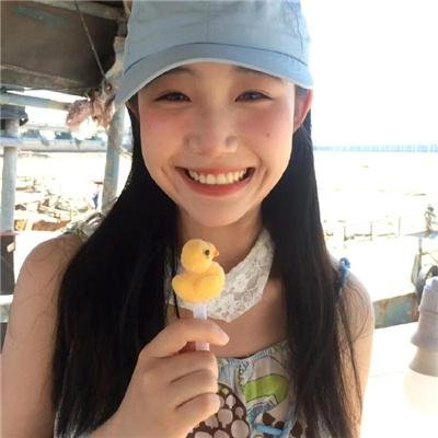 二人漫步几春秋